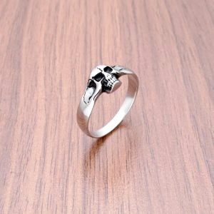Bague Tete De Mort Femme Acier 4